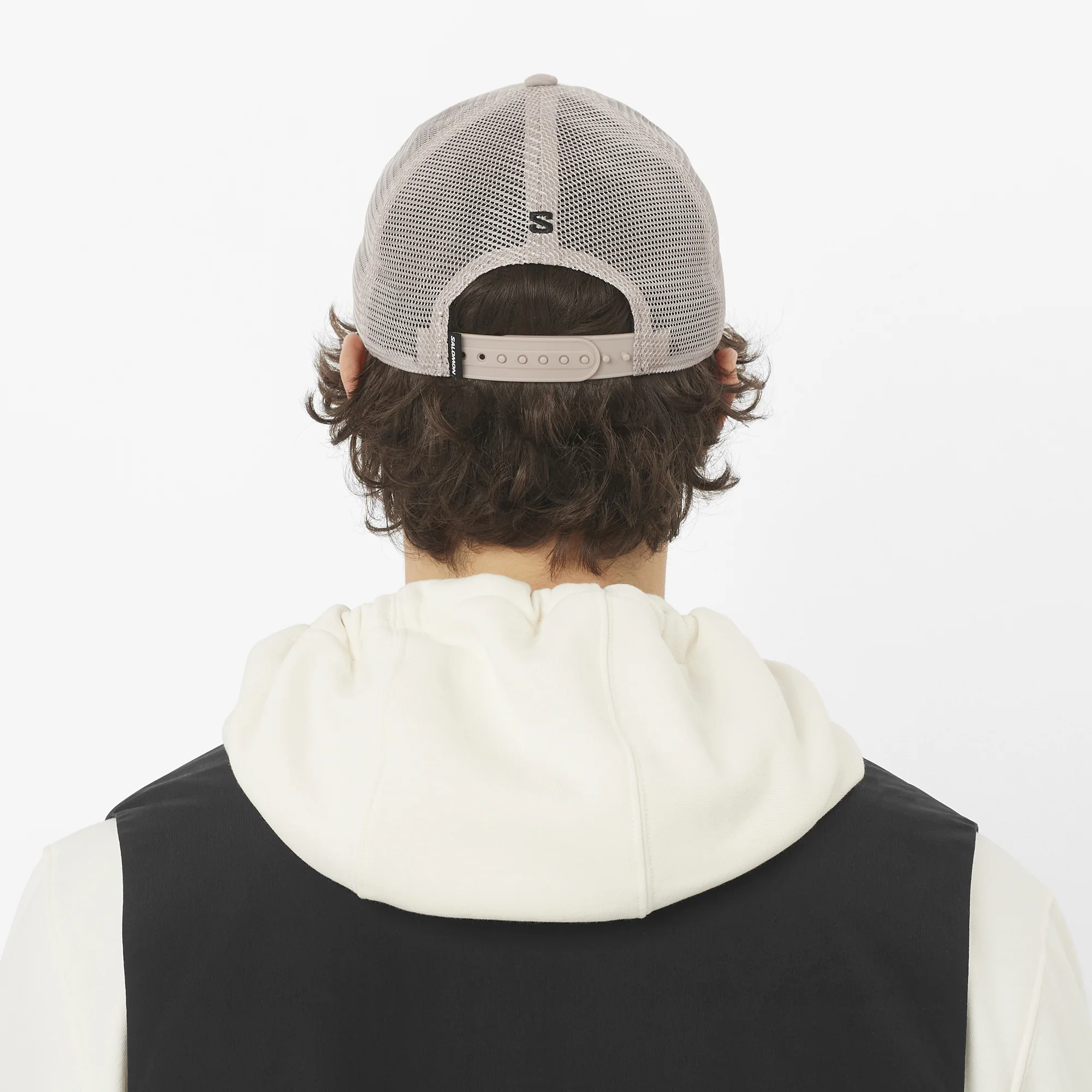 LOGO TRUCKER CAP - Image 4